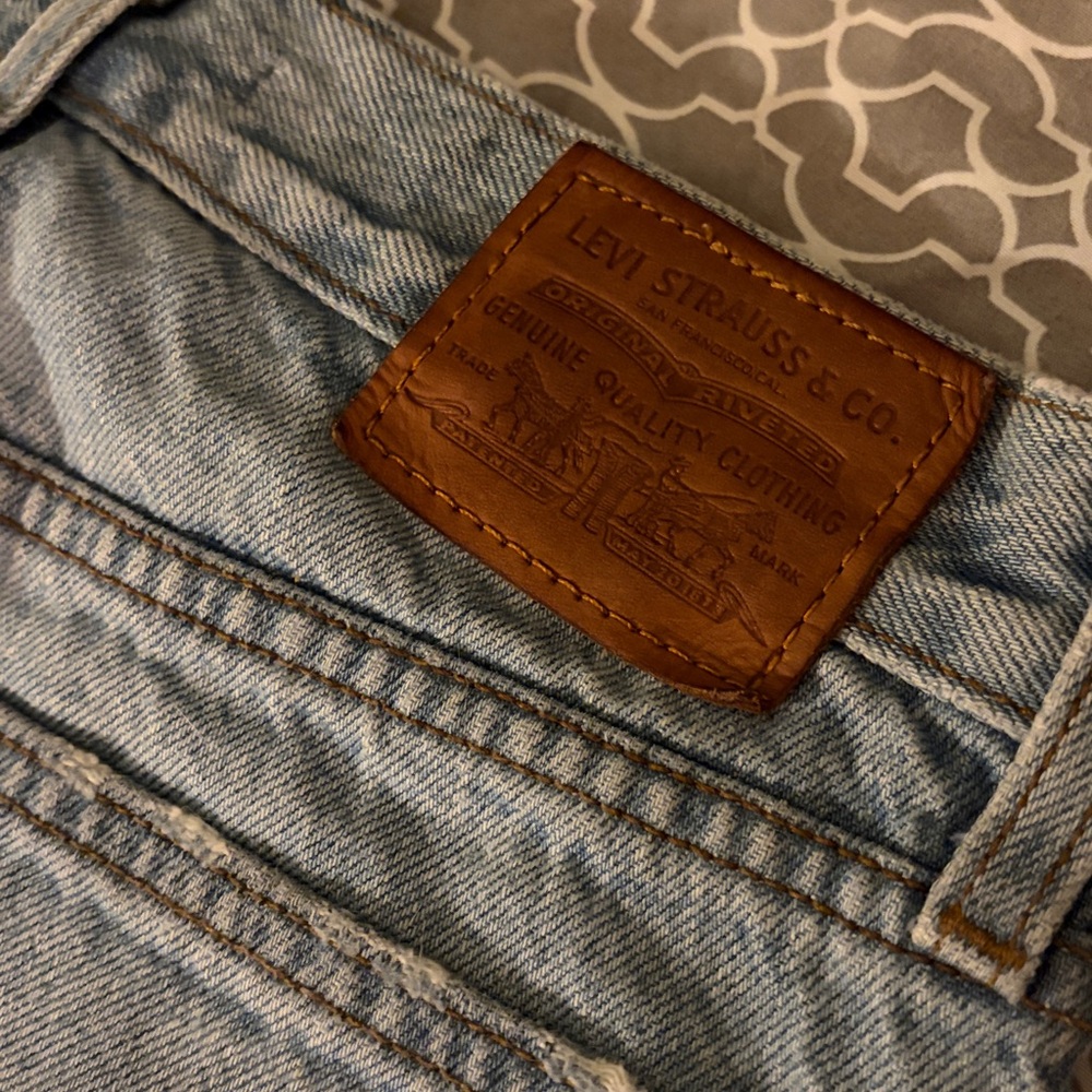 Levi's Wedgie Distressed Boyfriend Jeans